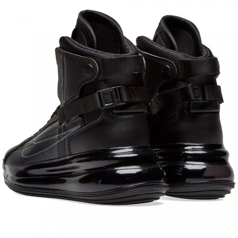 Nike Air Max 720 Saturn “Black“