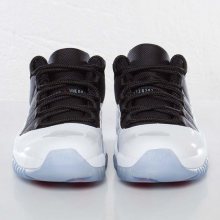 Air Jordan 11 Low 