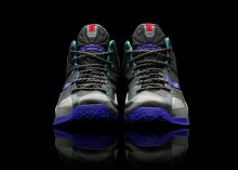 Nike LeBron 11