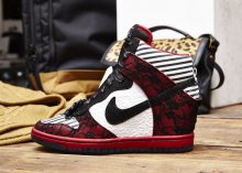 Kira Smith, Nike Dunk Sky Hi