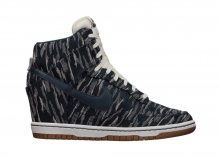 Nike Wmns Dunk Sky Hi 