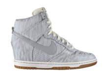 Nike Wmns Dunk Sky Hi 